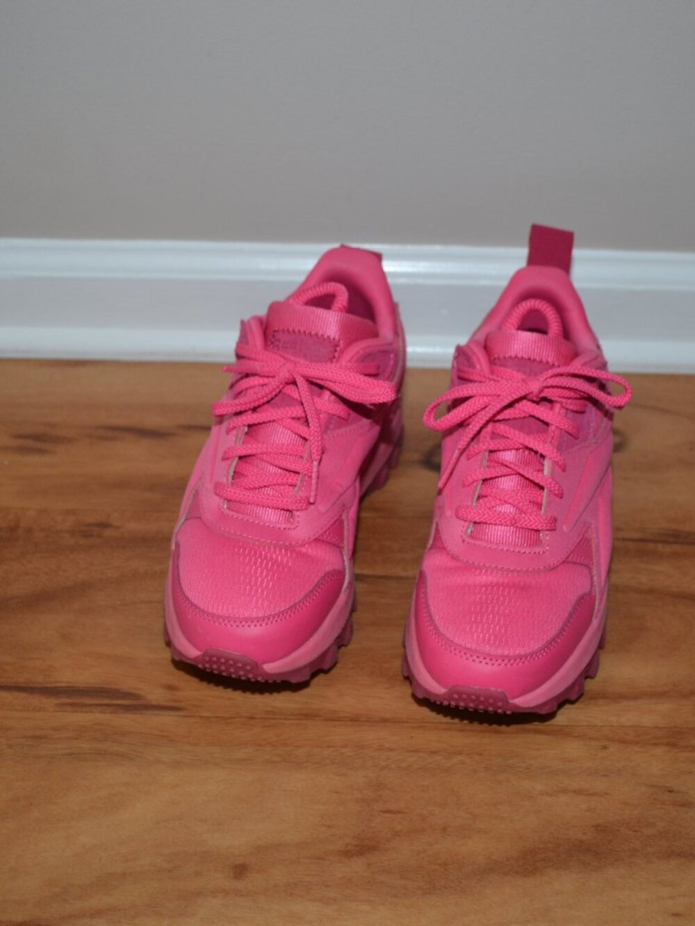 Reebok X Cardi B  classic leather Pink fusion GW8876 Women's size 5.5 sneakers